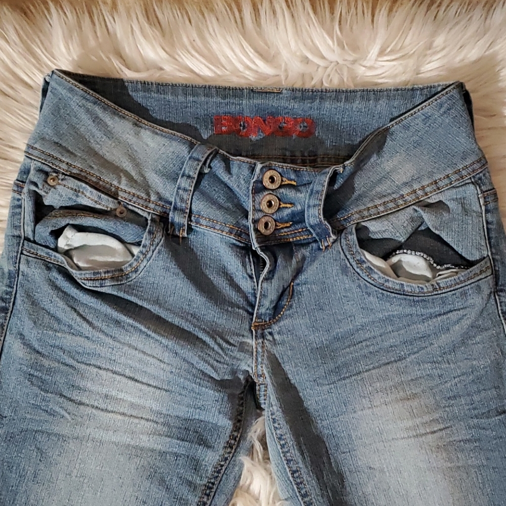 🧿🧿Bongo Jeans Size 7 Triple Button Subtle Rips🧿🧿 - Picture 2 of 4